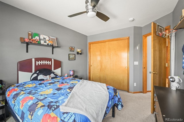 bedroom featuring carpet and ceiling fan