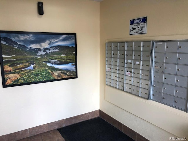 5875 E Iliff Ave Unit 203, Denver, CO 80222 - view of community with mail area