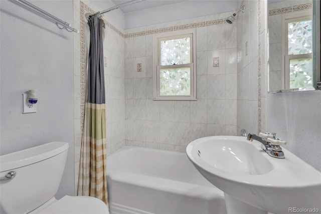 505 Maple St, Golden, CO 80403 - full bath featuring toilet and shower / bath combination with curtain