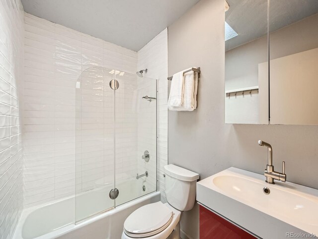 1370 Sandstone Dr Unit 12, Vail, CO 81657 - full bath featuring washtub / shower combination, vanity, and wood finished floors