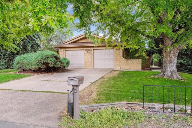 view of front of property with a front lawn