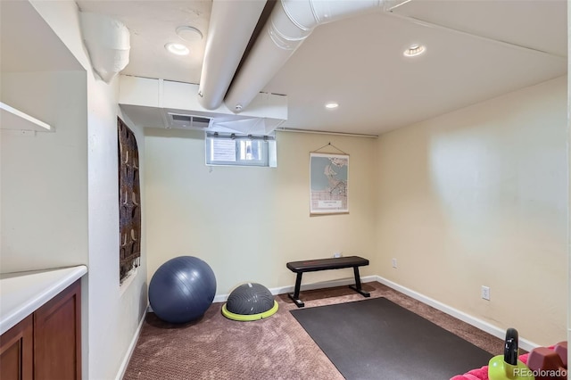 workout room with recessed lighting, carpet, visible vents, and baseboards