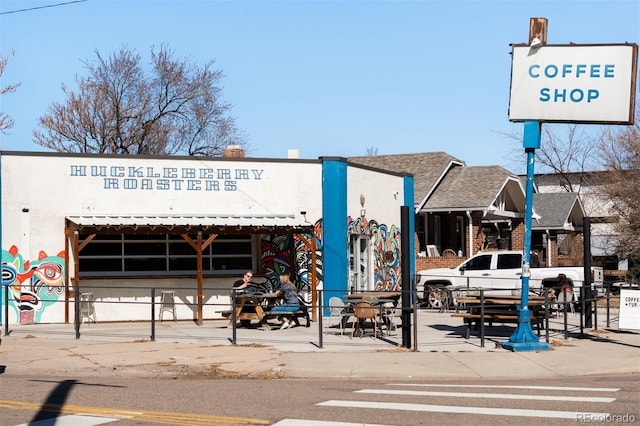 view of building exterior