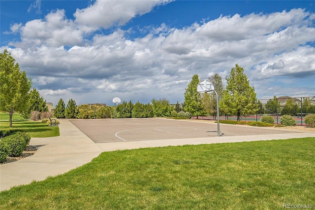 16076 Columbine Pl, Thornton, CO 80602 - view of sport court with community basketball court