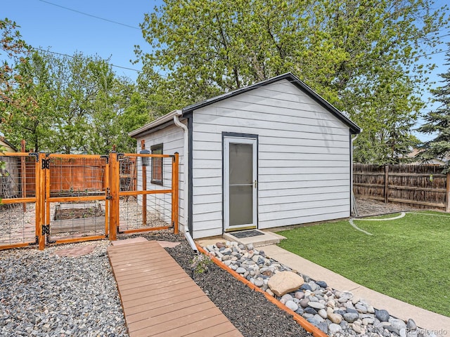 4747 S Elati St, Englewood, CO 80110 - view of outdoor structure with a gate and a fenced backyard