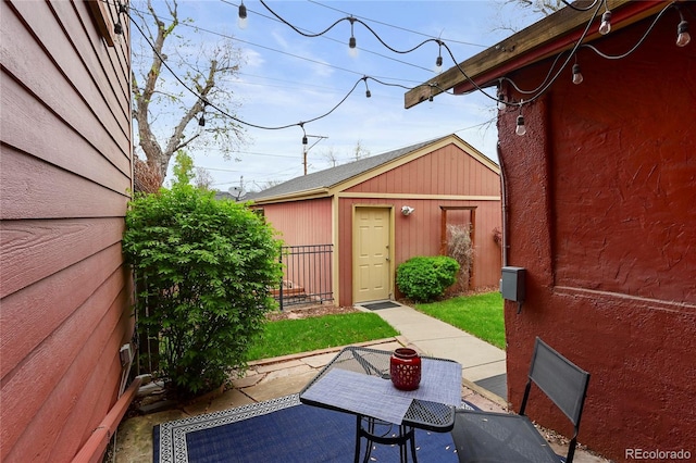 1717 E 22nd Ave, Denver, CO 80205 - view of patio with fence