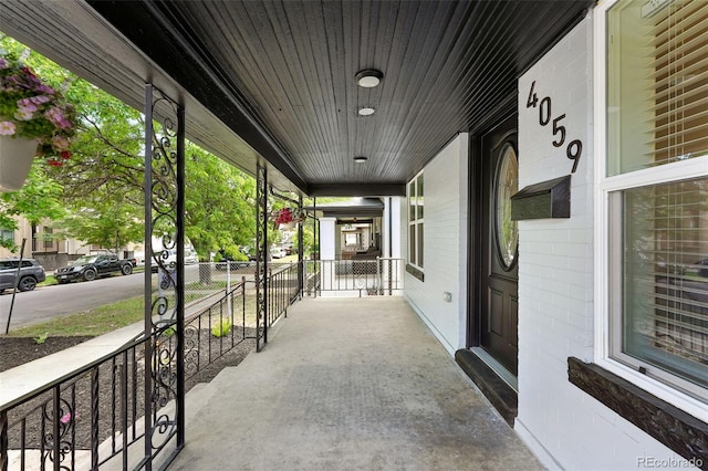 4059 Quivas St, Denver, CO 80211 - view of covered porch
