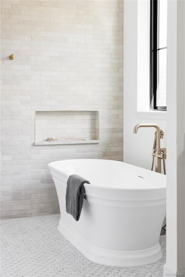1680 S Humboldt St, Denver, CO 80210 - full bathroom with a soaking tub