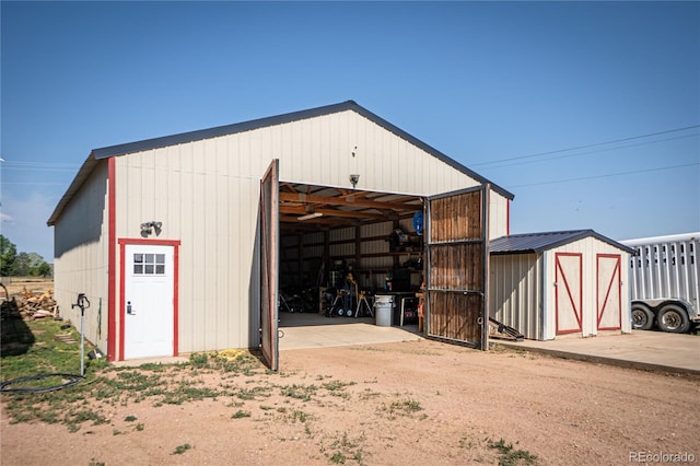 view of outbuilding