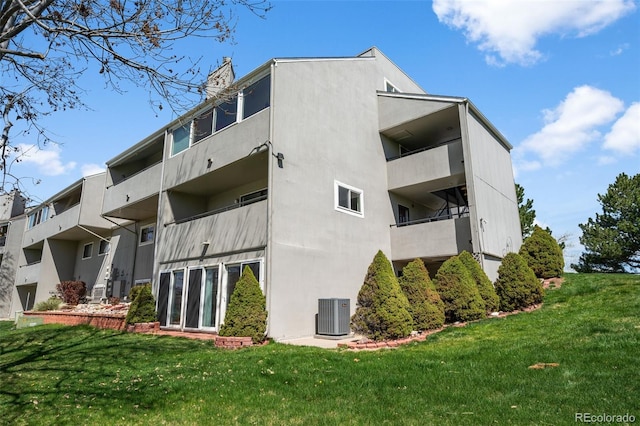 10520 W Jewell Ave Unit 102, Lakewood, CO 80232 - view of property featuring cooling unit