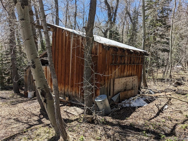 view of outdoor structure