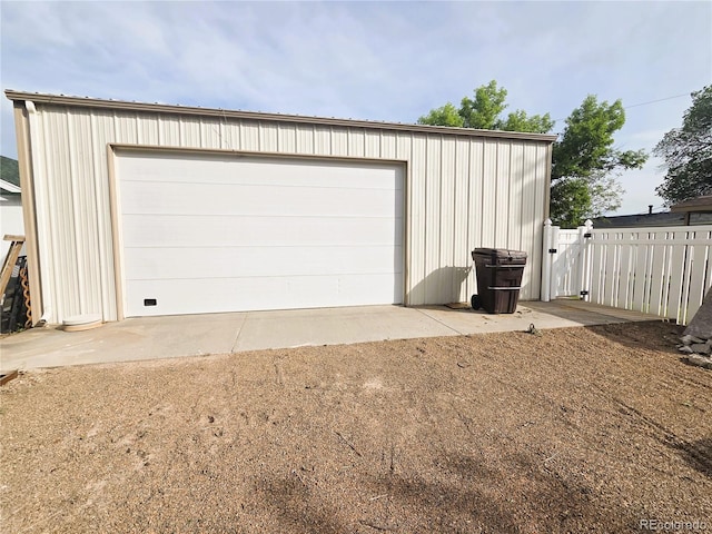 720 W 4th St, Julesburg, CO 80737 - view of detached garage