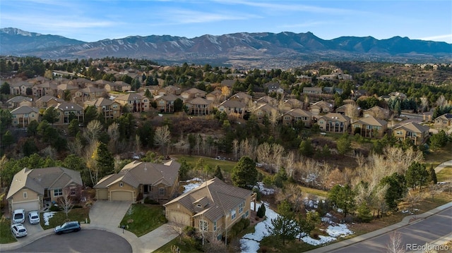 bird's eye view with a mountain view