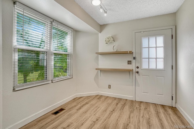 176 S Pembrook St, Castle Rock, CO 80104 - photo 18