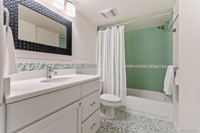 5980 Dunraven Ct, Golden, CO 80403 - bathroom with vanity and shower / bathtub combination with curtain