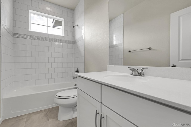 23895 E Rocky Top Pl, Aurora, CO 80016 - bathroom with vanity, toilet, and  shower combination