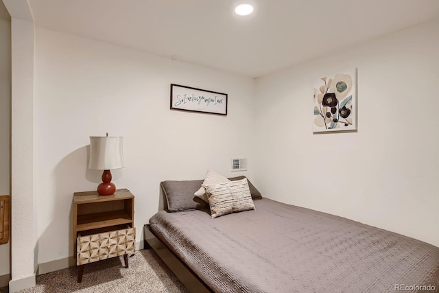 bedroom featuring carpet flooring