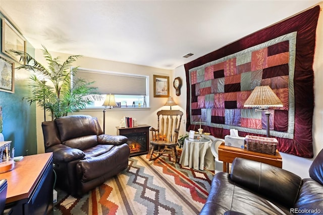 8664 E Monmouth Pl, Denver, CO 80237 - view of living area