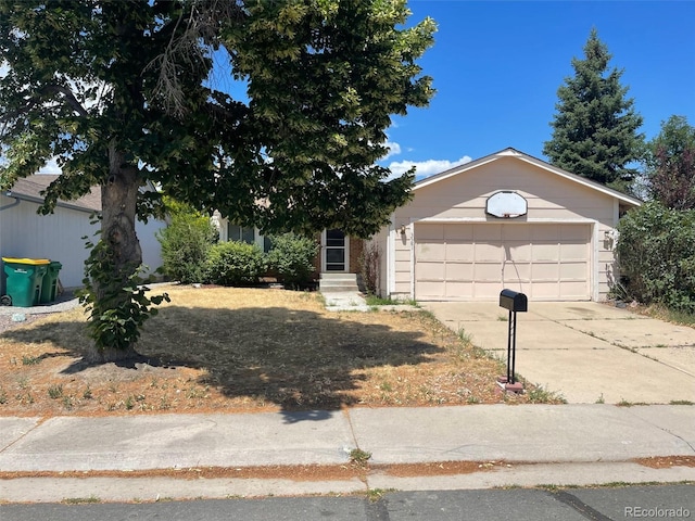 3581 S Olathe St, Aurora CO, 80013, 2 bedrooms, 2 baths house for sale