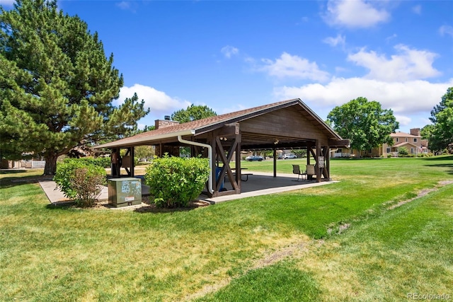 8404 Everett Way Unit A, Arvada, CO 80005 - view of property's community featuring a gazebo and a yard