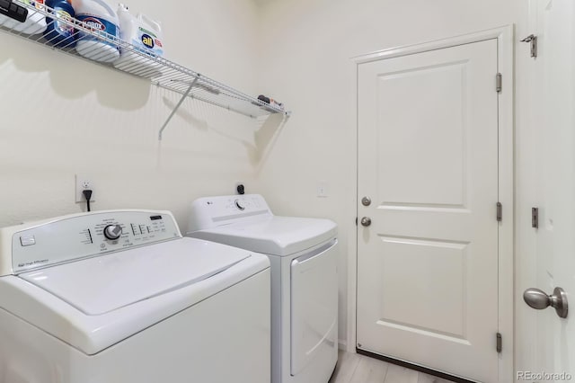 215 N Stewart St, Keenesburg, CO 80643 - laundry room with separate washer and dryer