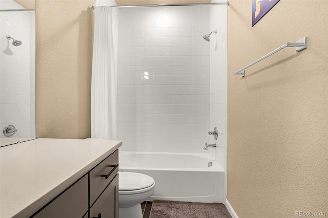 full bathroom featuring shower / tub combo with curtain, vanity, and toilet