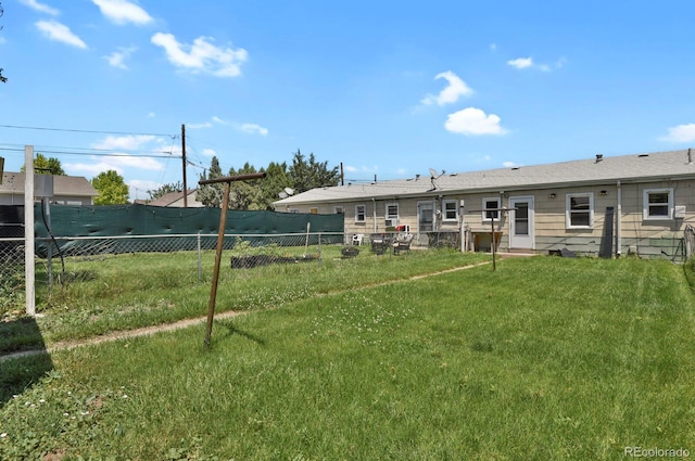 373 S Hazel Ct, Denver, CO 80219 - view of yard