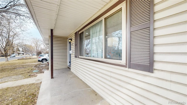 view of patio featuring covered porch