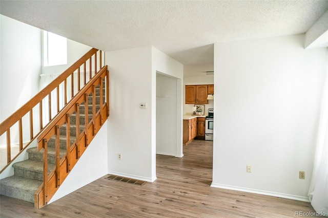12812 E Wyoming Cir, Aurora, CO 80012 - photo 22