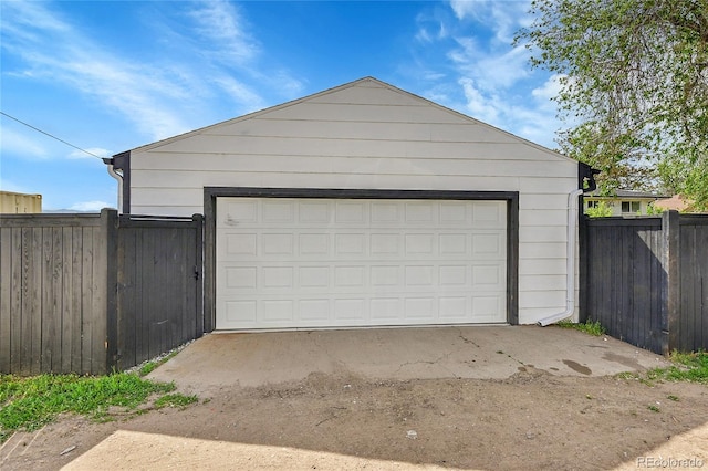 3064 S Galapago St, Englewood, CO 80110 - view of detached garage