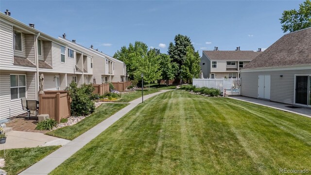 4262 E Maplewood Way, Centennial, CO 80121 - view of yard with a residential view