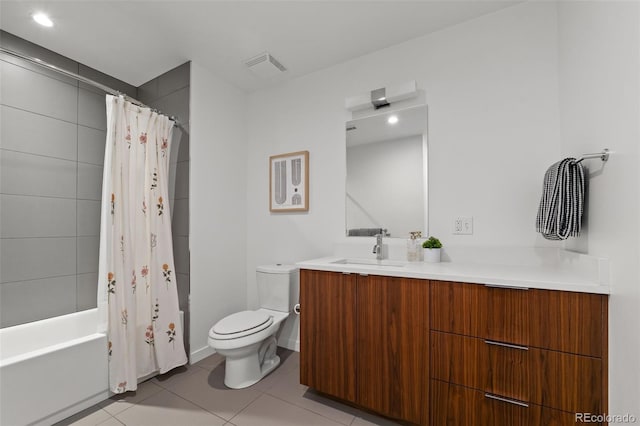 3233 Tejon St Unit 305, Denver, CO 80211 - full bath featuring vanity, tile patterned floors, and shower / tub combo with curtain