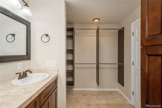 773 S Dearborn Cir, Aurora, CO 80012 - full bath featuring vanity
