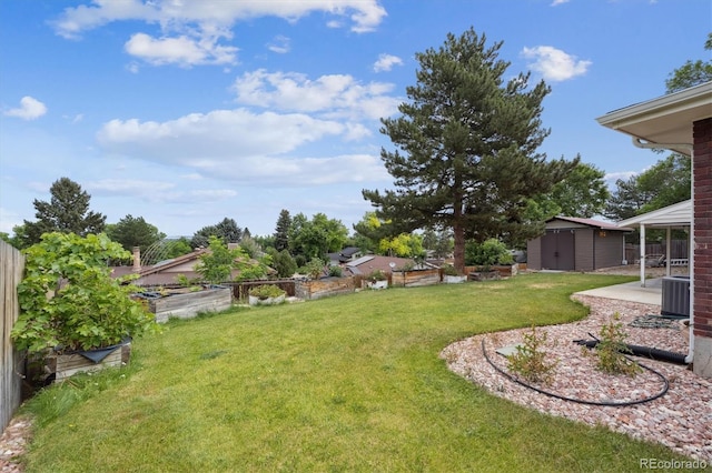 7323 Upham Ct, Arvada, CO 80003 - view of yard with a shed