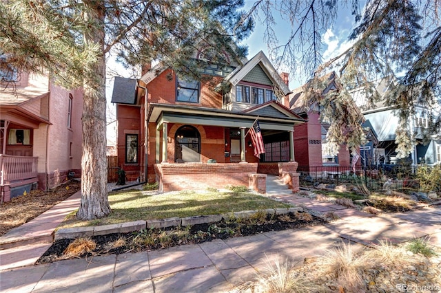 view of front of house featuring covered porch