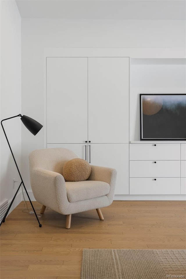 living area with light wood-type flooring