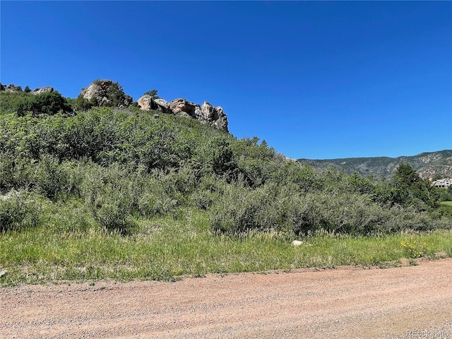 5814 Country Club Dr, Larkspur, CO 80118