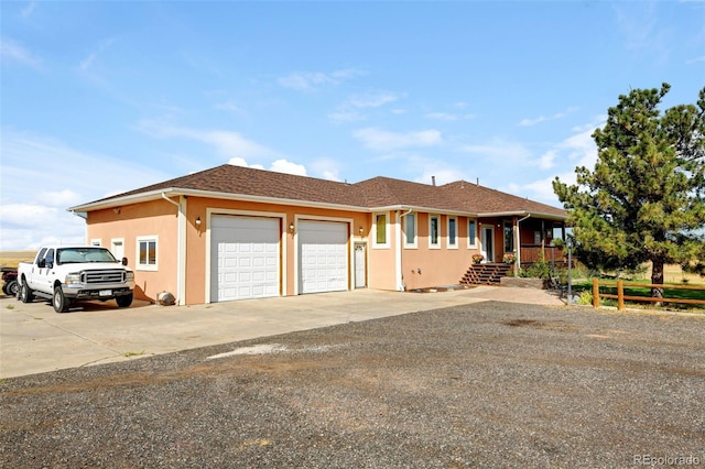 view of front facade featuring a garage