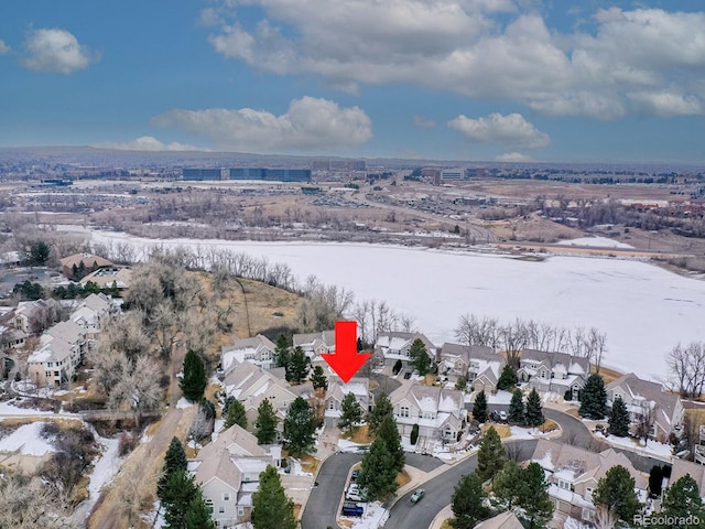 8312 S Peninsula Dr, Littleton, CO 80120 - aerial view of property and surrounding area featuring nearby suburban area