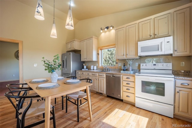 382 Largo Ave, Palmer Lake, CO 80133 - photo 10