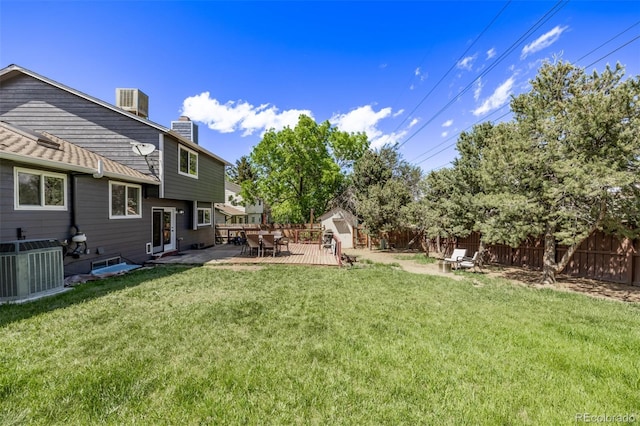 6062 S Newport St, Centennial, CO 80111 - view of yard featuring a patio area and central AC unit