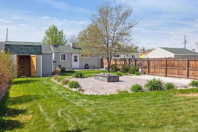 6245 W 53rd Ave, Arvada, CO 80002 - view of yard with a patio