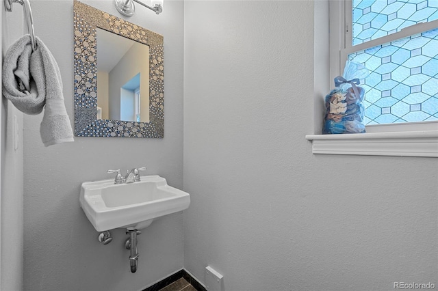 1153 S Biscay St, Aurora, CO 80017 - bathroom featuring a sink