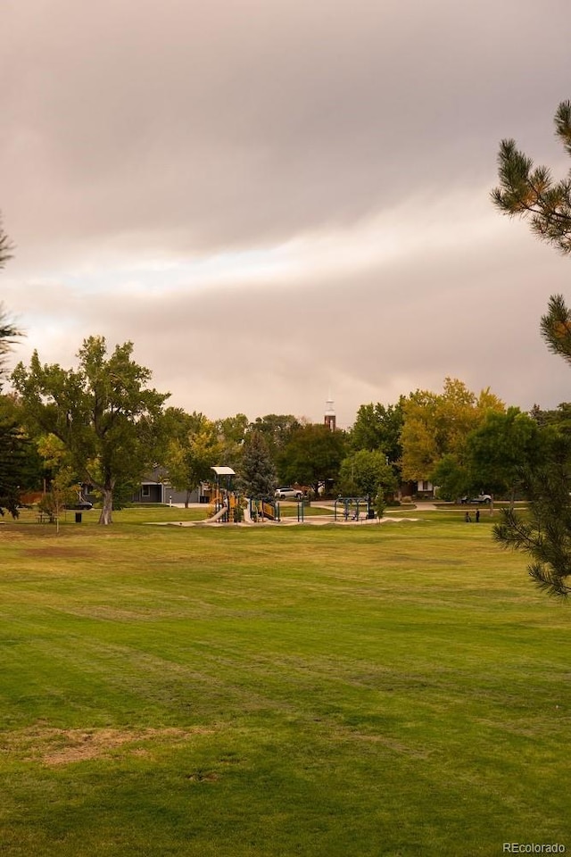 6213 Gray St, Arvada, CO 80003 - view of property's community with a yard