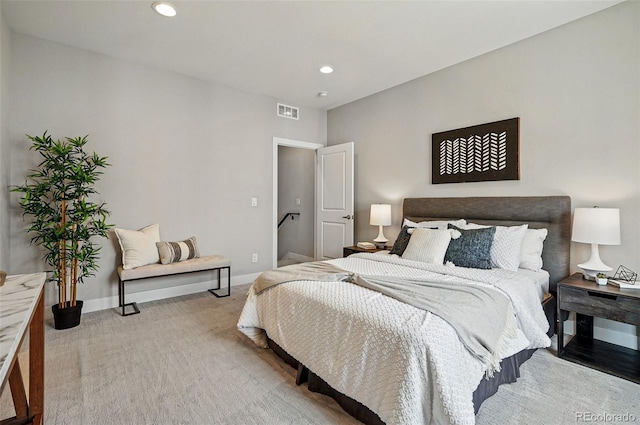 bedroom with carpet flooring, recessed lighting, baseboards, and visible vents