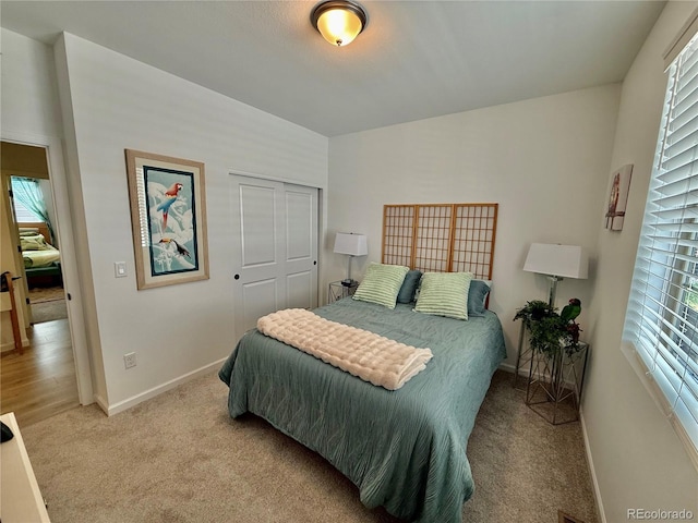 27580 E Cedar Pl, Aurora, CO 80018 - bedroom with carpet floors and a closet