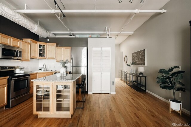 1555 California St Unit 609, Denver, CO 80202 - photo 15