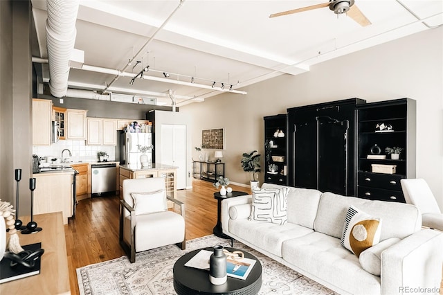 1555 California St Unit 609, Denver, CO 80202 - photo 17