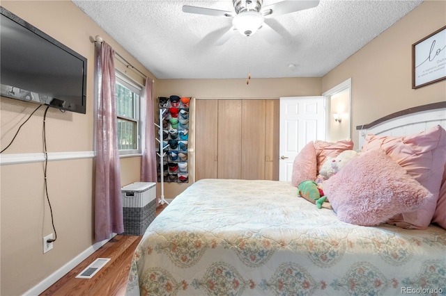 5563 Blackhawk Way, Denver, CO 80239 - photo 17