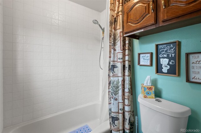 584 Old Squaw Rd, Como, CO 80432 - bathroom featuring shower / tub combo and toilet